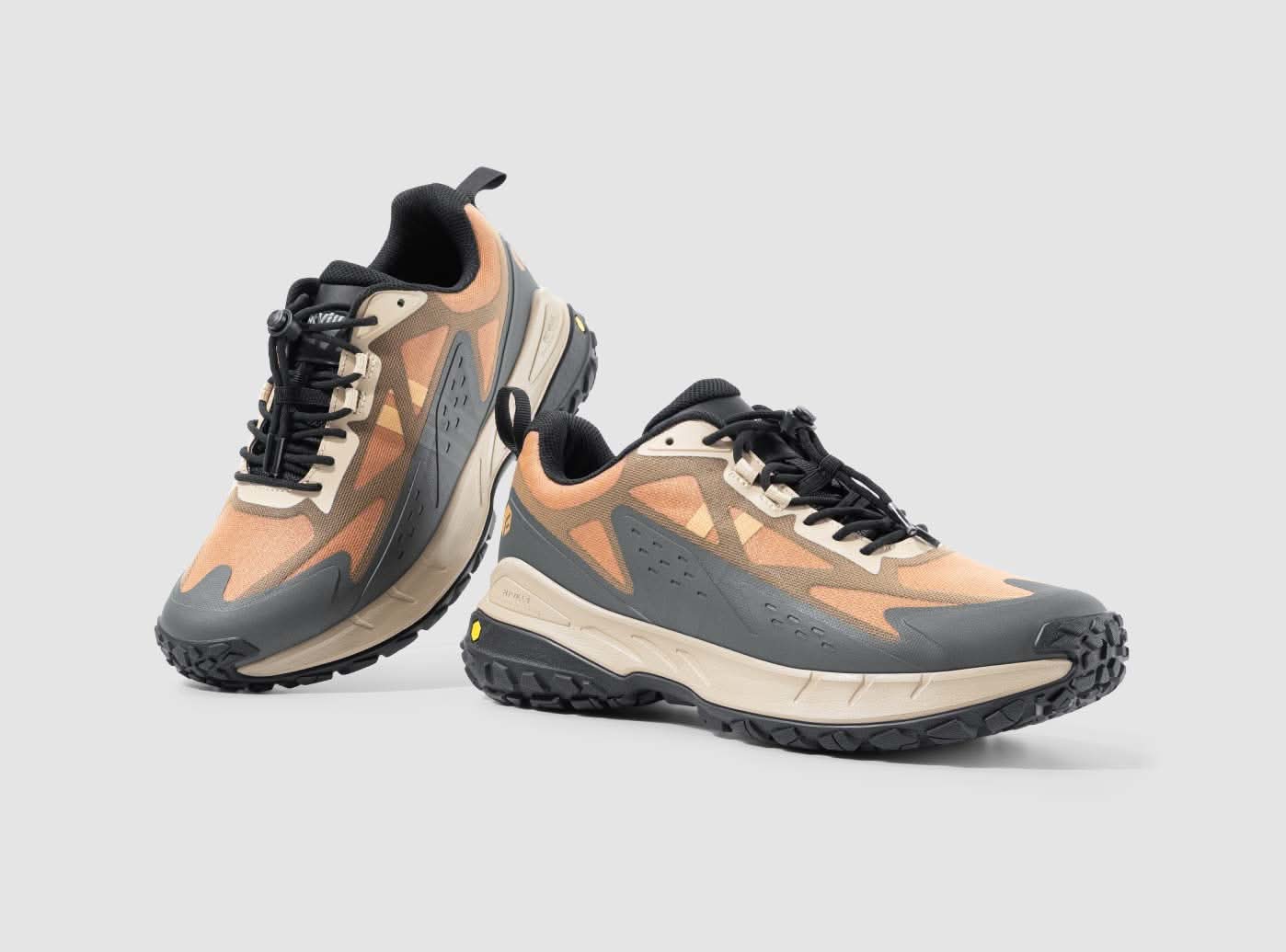 Men's LugMax V2 Low - Image 20
