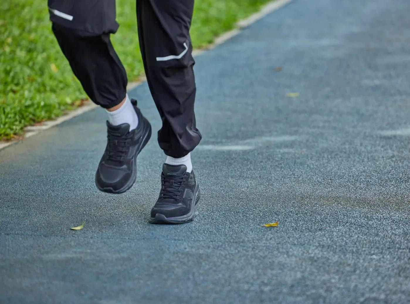 Men's Rebound Neo V2 - Image 11