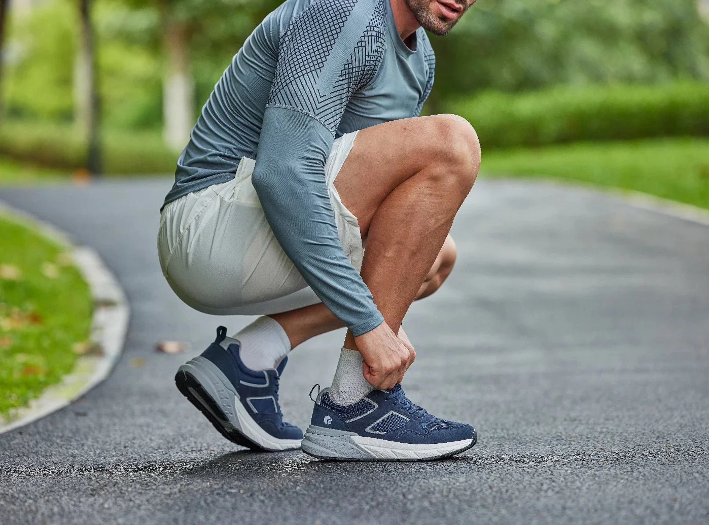 Men's Rebound Neo V2 - Image 2