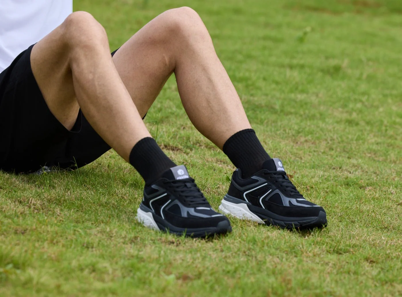 Men's Rebound Neo V5 - Image 11