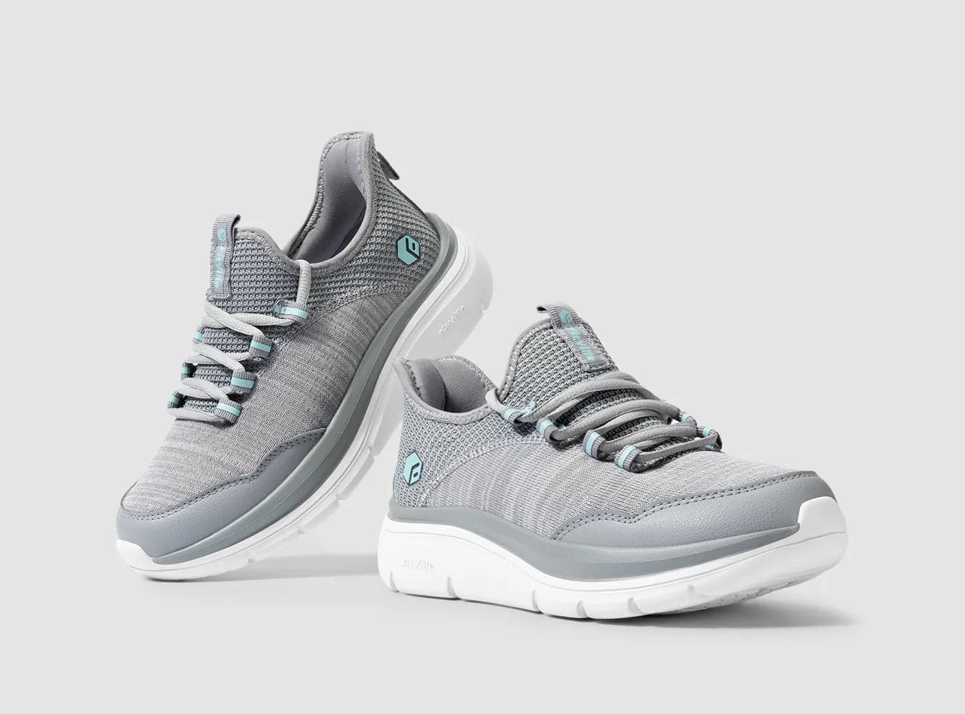 Women's Cloud Wanderer V7 - Image 15