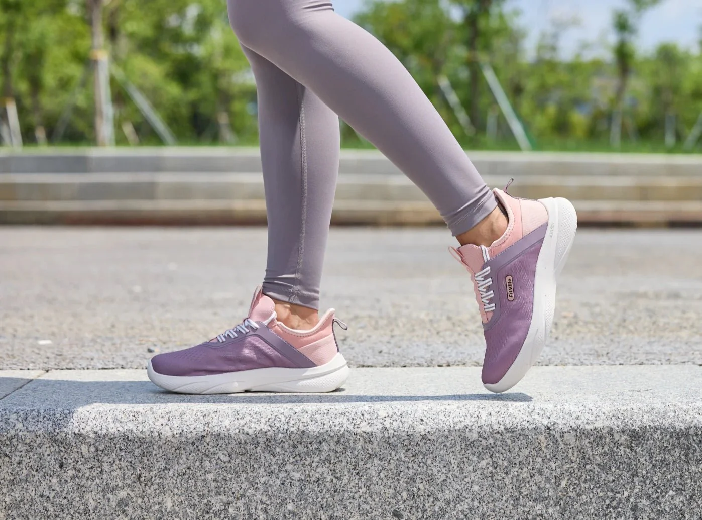 Women's ZephyrLite V1 - Image 22